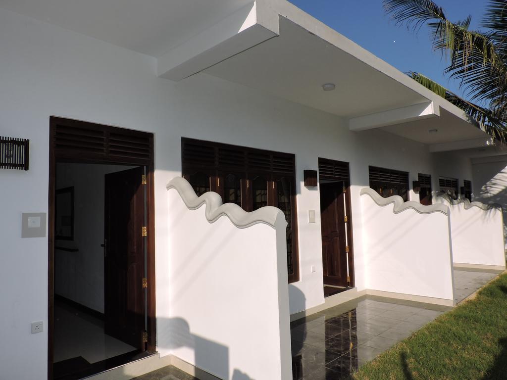 Seadina Coral Home Matara Esterno foto